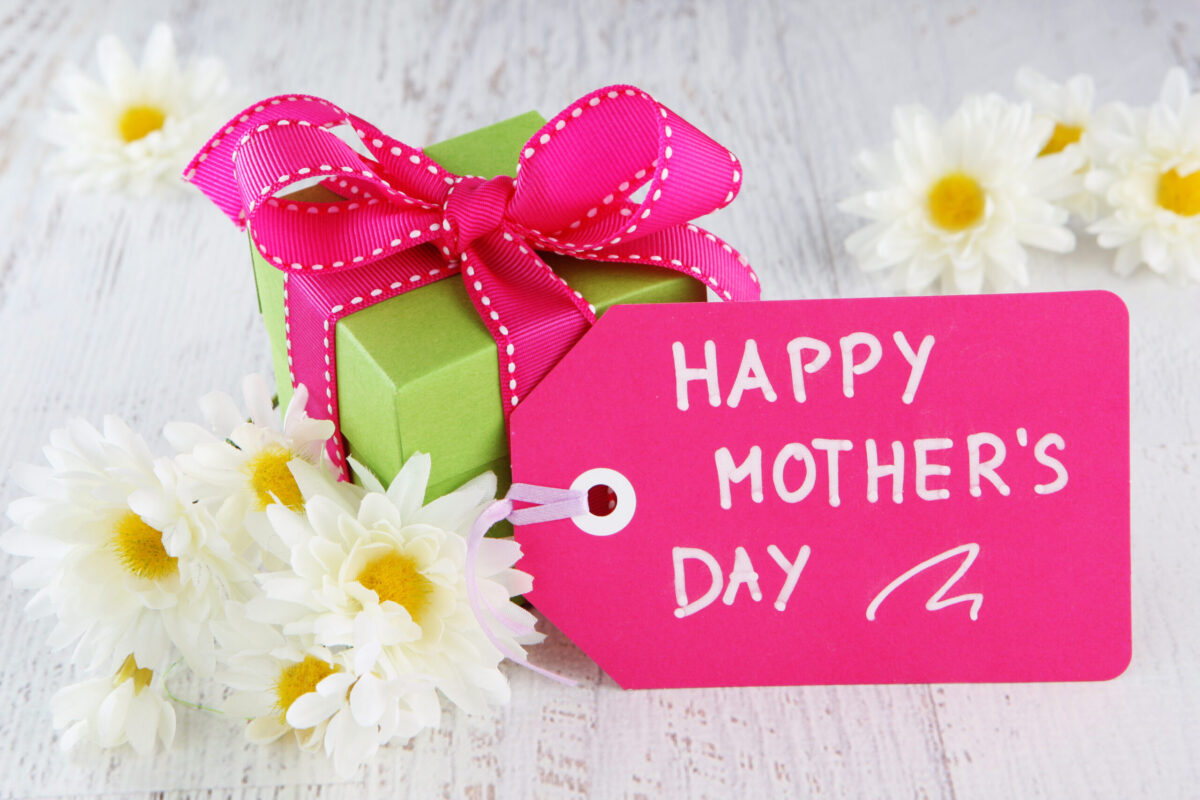 Mother's Day Gift Guide and What Mom Really Wants
